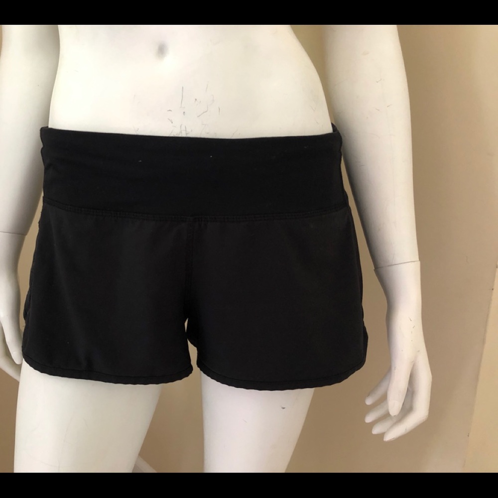 black lululemon speed up shorts